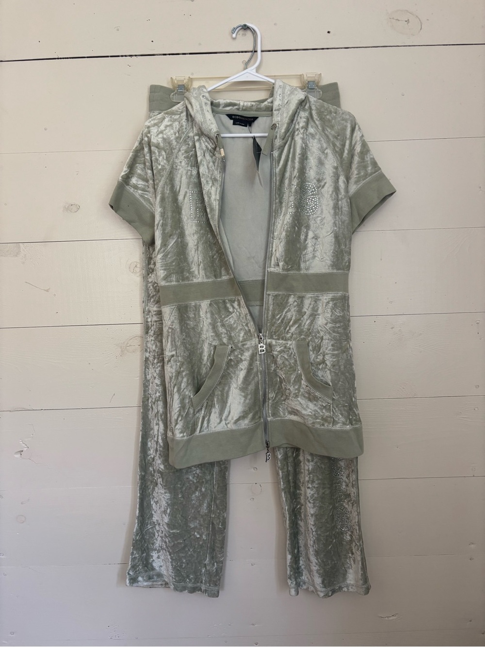 Y2K BCBGMAXAZRIA Velour Rhinestone Flare Leg 2-Piece Set – NWT